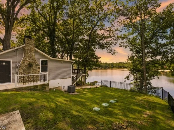 115 Wildwood Rd, Jefferson Twp., NJ 07438