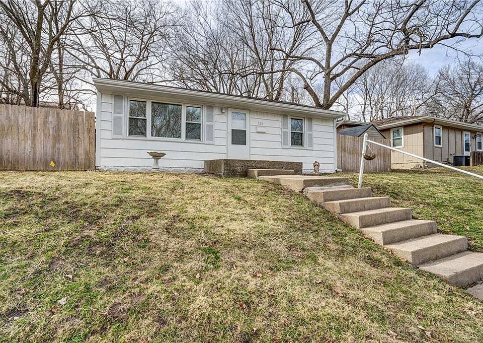 1st image of 320 Morse Ave