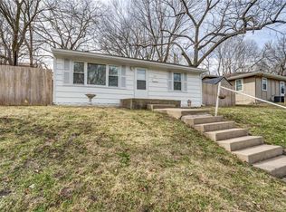 320 Morse Ave, Liberty, MO 64068