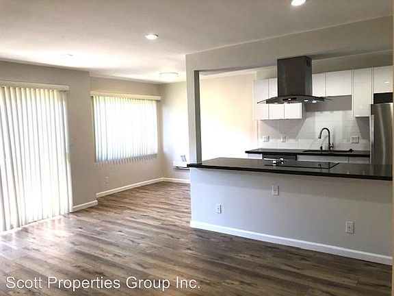 5th image of 11835 Dorothy St APT 6