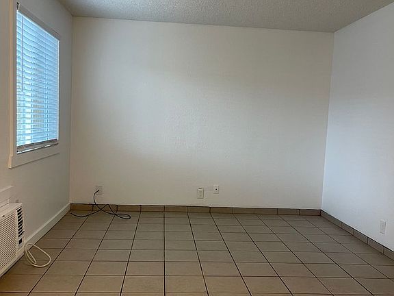 2nd image of 272 Boulder Creek Dr #5