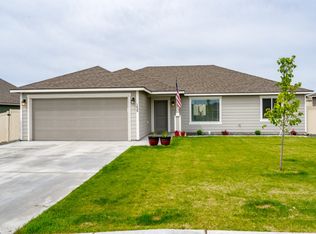 1439 12th St, Benton City, WA 99320