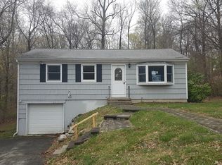 67 Mist Hill Dr, New Milford, CT 06776