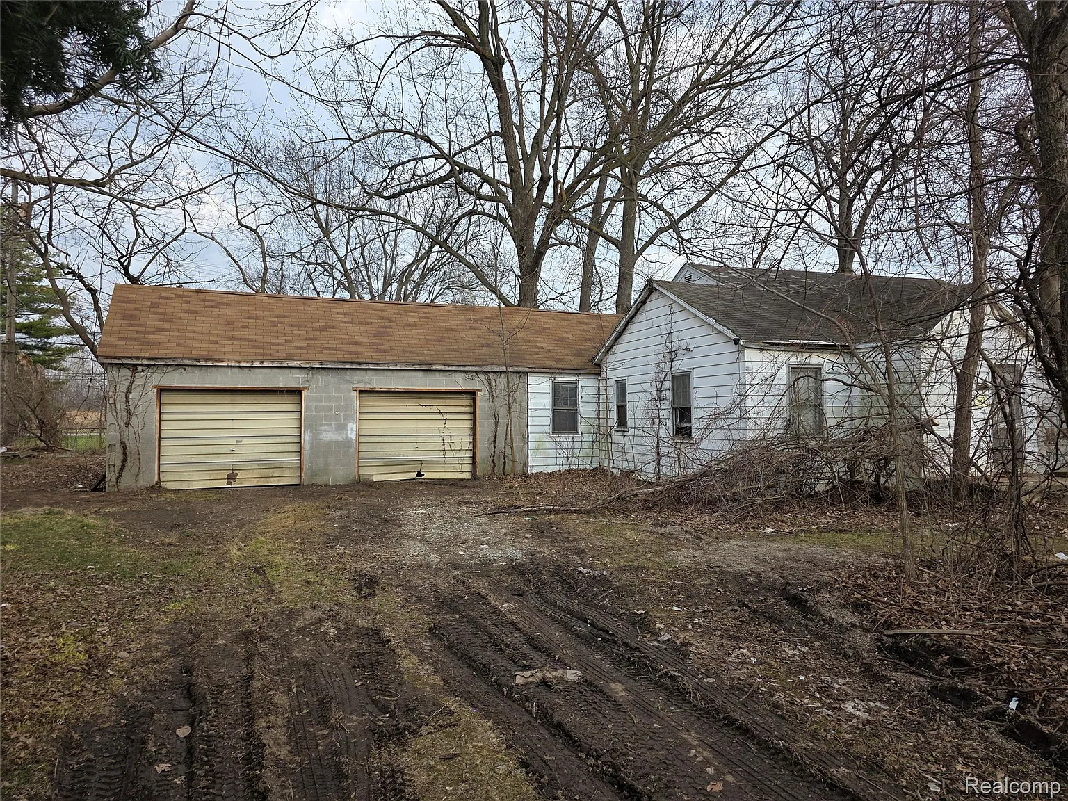 7285 Farnum St photo 1