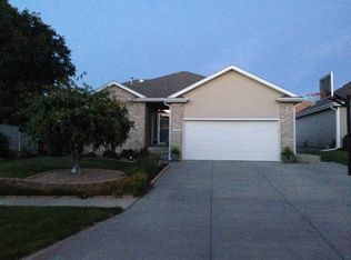 5346 NW Tudor Ln, Lincoln, NE 68521