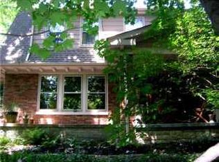 92 Walhalla Rd, Columbus, OH 43202