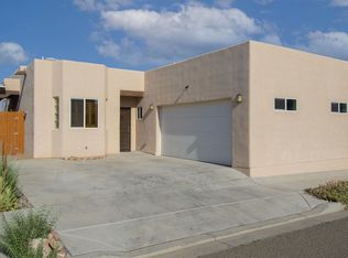 1565 Shalako Way, Santa Fe, NM 87507