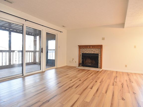 3rd image of 9600 S Lake Ridge Dr #158