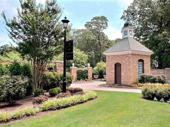 9385 Greybear Cv, Cordova, TN 38018