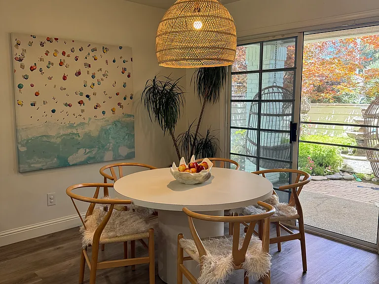 1721 Lakeshore Dr — Photo 9