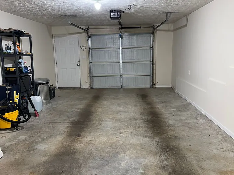 381 Whitehall Rd — Photo 10