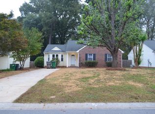 3425 Covington Oaks Dr, Charlotte, NC 28205