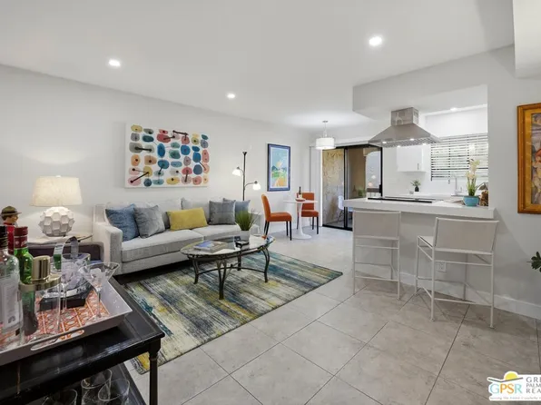 5300 E Waverly Dr #14, Palm Springs, CA 92264