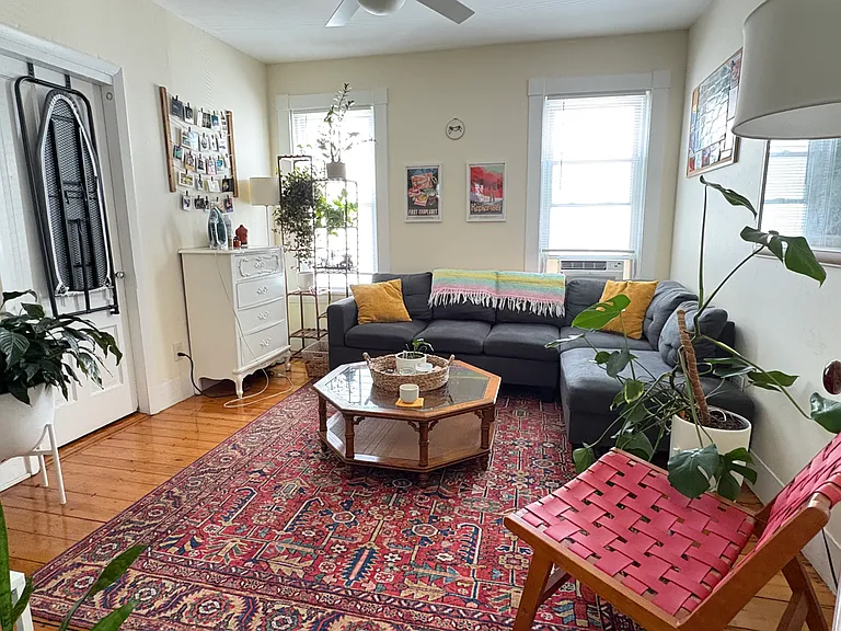 32 Wyatt St #2 — Photo 9
