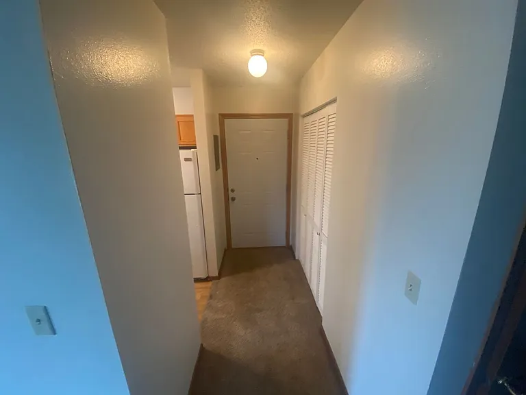 726 — Photo 20