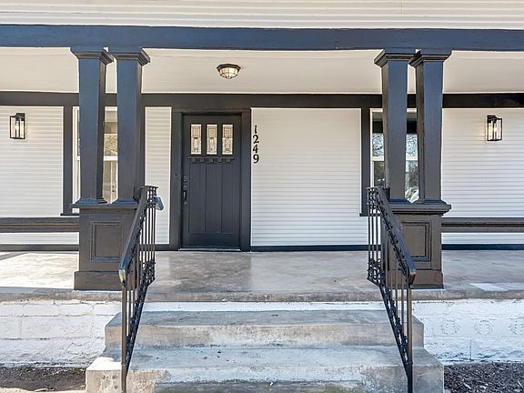 4th image of 1249 D St