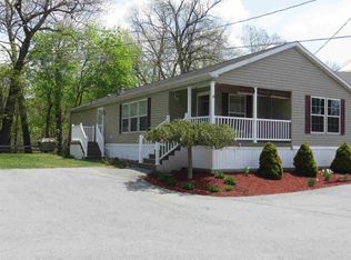 4 Beckwith Ct, Pleasant Valley, NY 12569