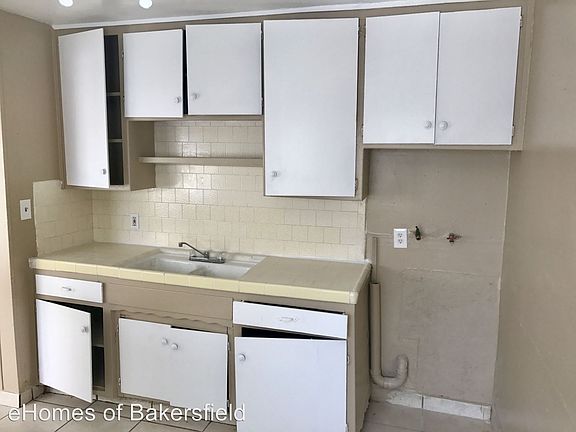 4th image of 1107 King St APT 2