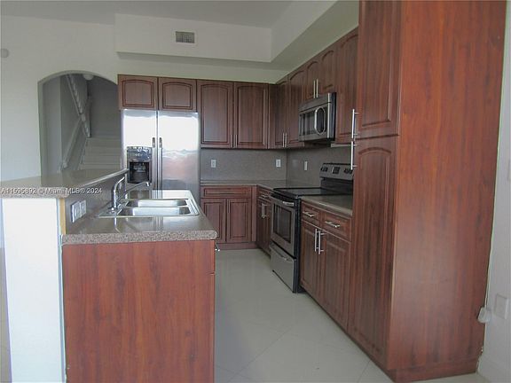 4th image of 8960 SW 228th Ln Unit 8960