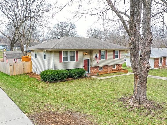 2nd image of 5938 Caenen St