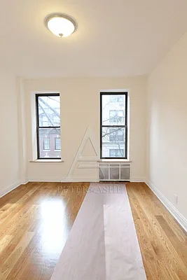 Rented by Peter Ashe | media 8