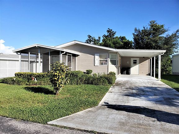 3rd image of 7085 W Lincolnshire Dr