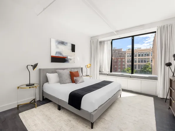 36 West 15th Street image 13 of 20