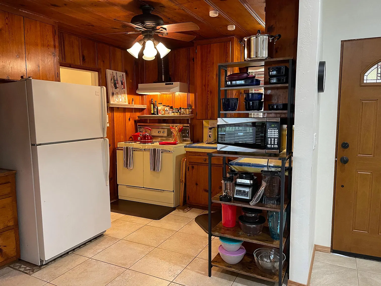 4130 Merritt Blvd — Photo 3