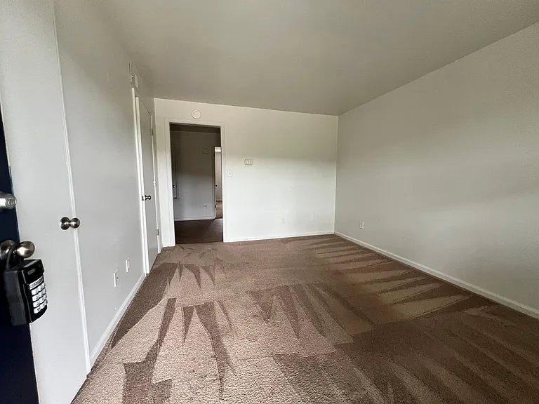 Stone Ridge Apartments- Convenient Location — Photo 11
