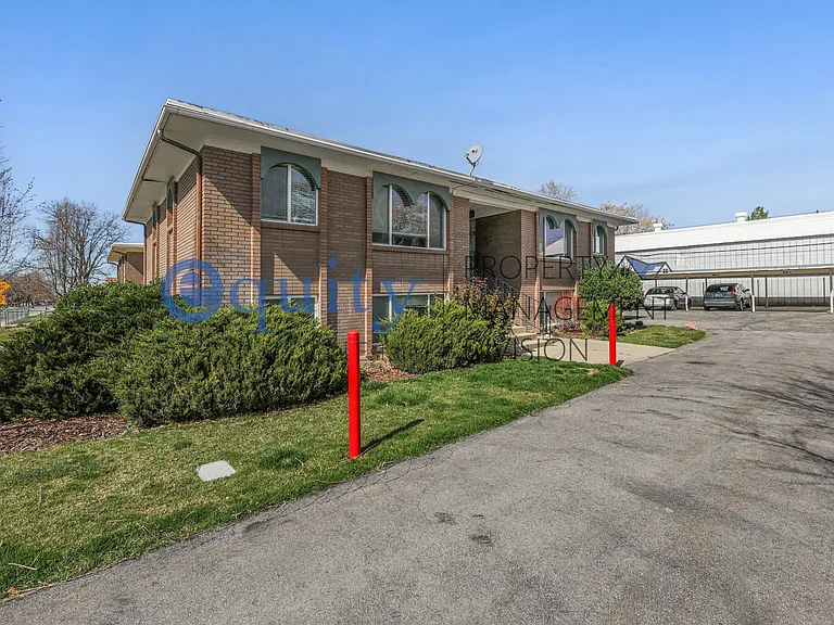549 E Stringham Ave #B — Photo 19