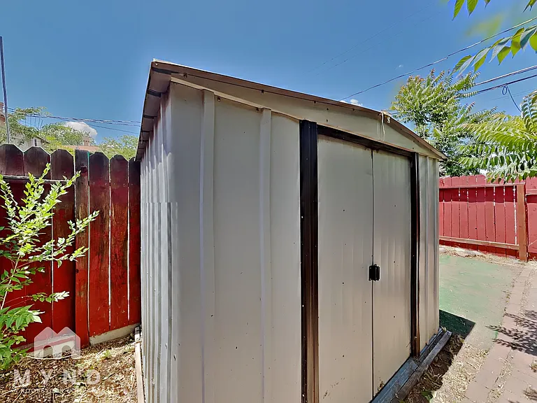 229 Claremont St — Photo 14