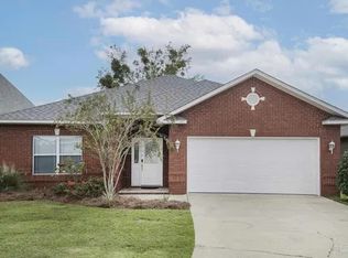 3313 Village Green Dr, Pace, FL 32571