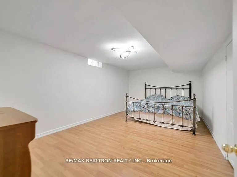 28 Hartwell Way — Photo 19