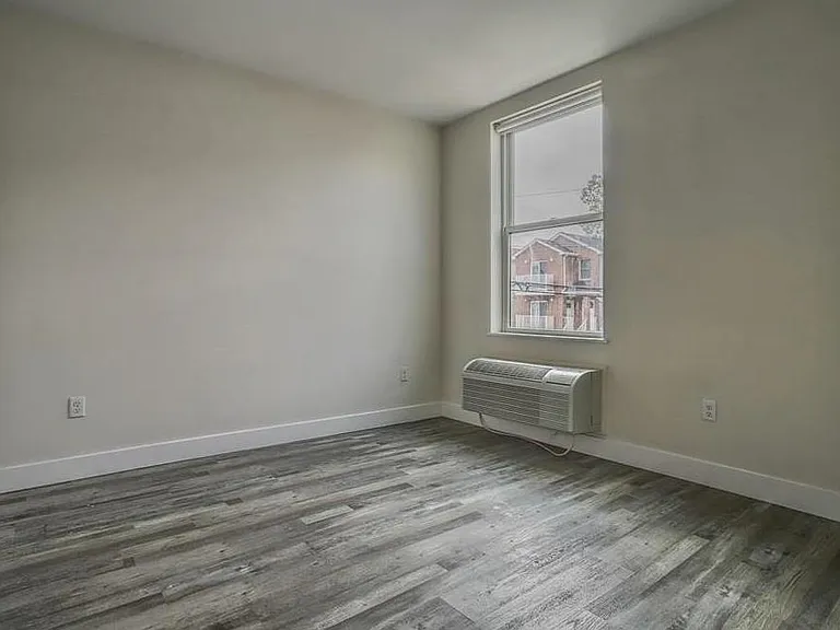 140 Avenue B #204 — Photo 14