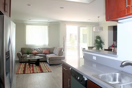 12345 Chandler Blvd Photo 1
