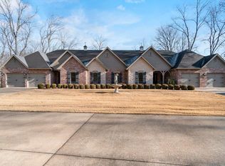 195 Shaggy Bark Ln, Cape Girardeau, MO 63701