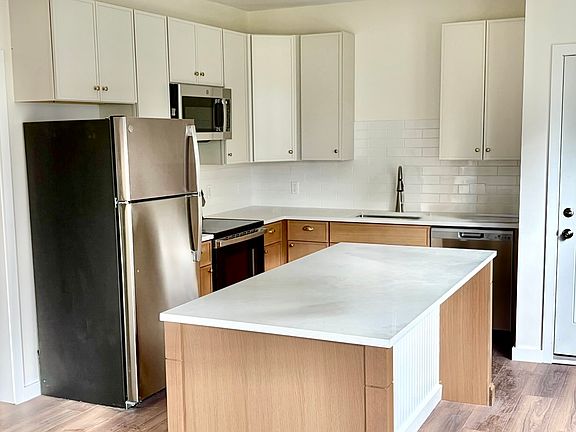 4th image of 23 Pembroke St #1
