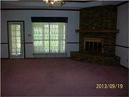5th image of 2813 N Haven Dr