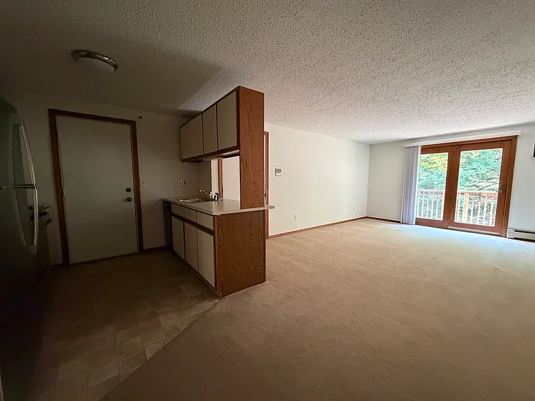 The Highlands Apartments — Photo 25