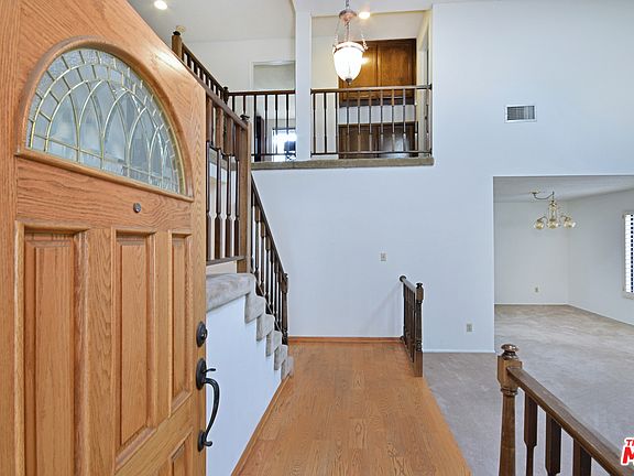 3rd image of 6571 Bianca Ave