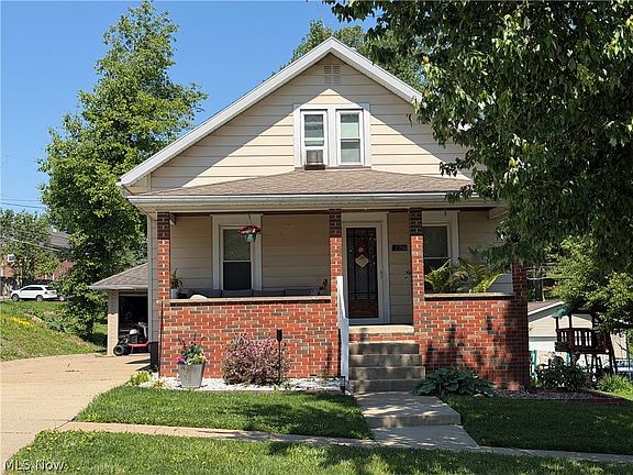 4th image of 128 Mill St NW