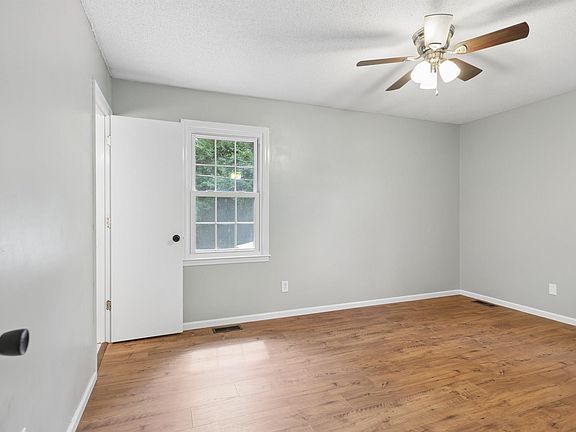 5th image of 1051 Main St