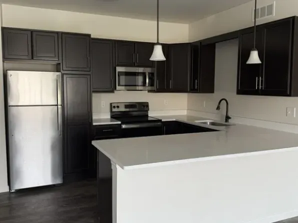 3406 Lincoln Hwy E #221, Paradise, PA 17562