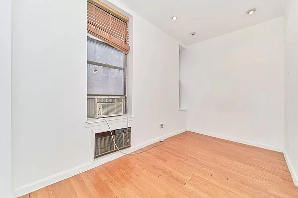 Rented by Living New York | media 25