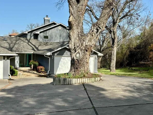 100 Raindrop Lane, Kingsland, TX 78639