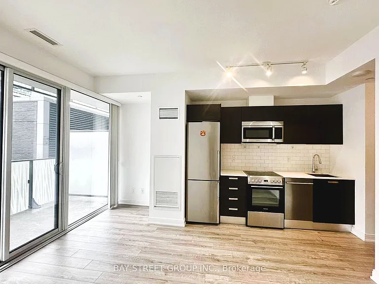 42 Charles St E #1108 — Photo 7