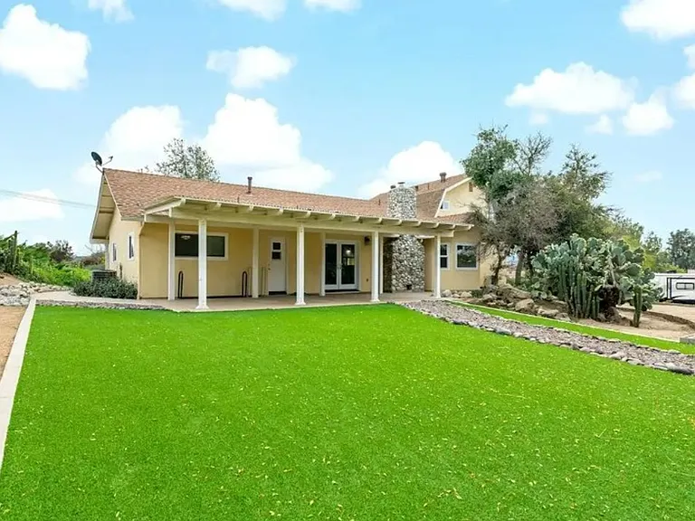 38970 Yuma Ln — Photo 10