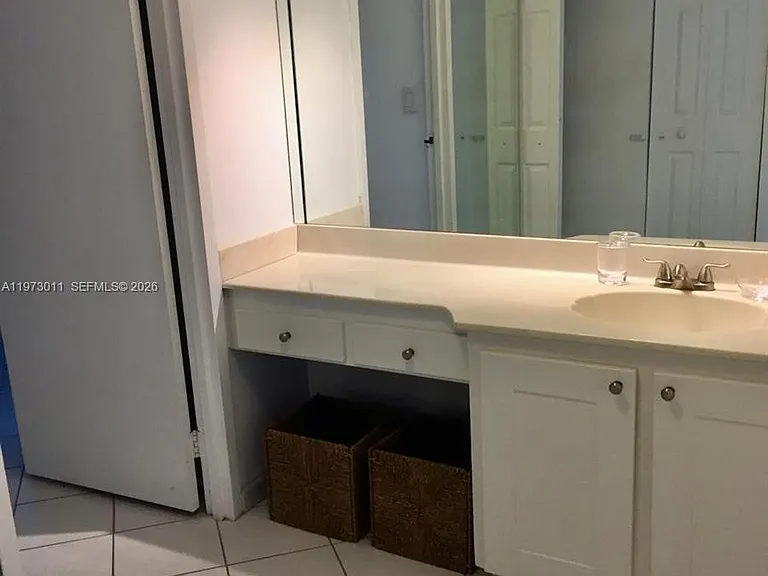 100 Bayview Dr #516 — Photo 12