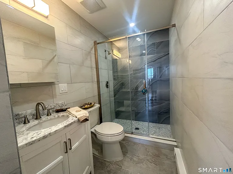 207 Bank St #202 — Photo 13