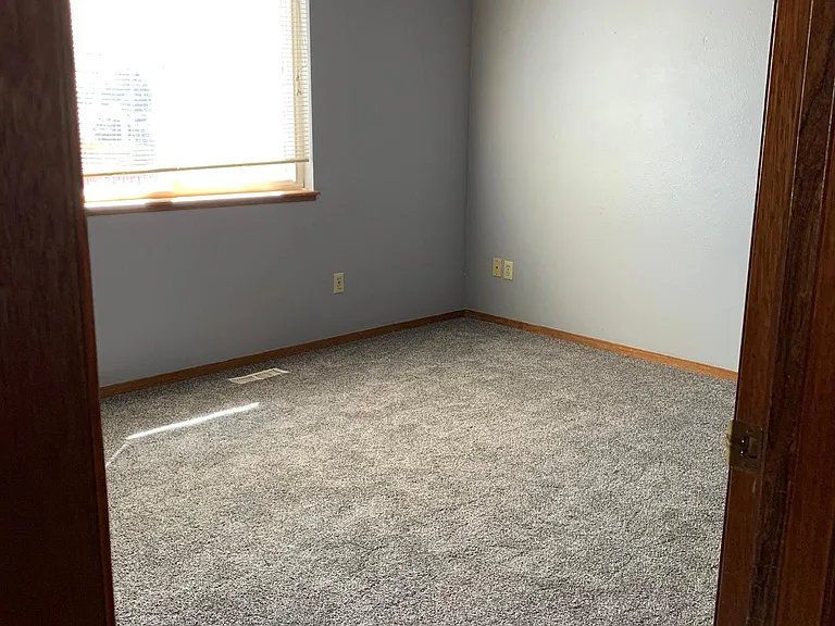 398 Sagewood Dr — Photo 4